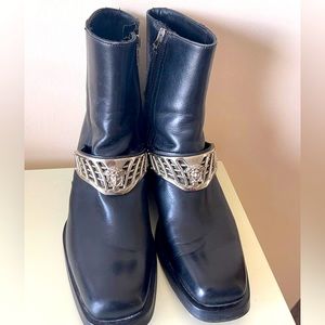 VERSACE shoes man boots size 8